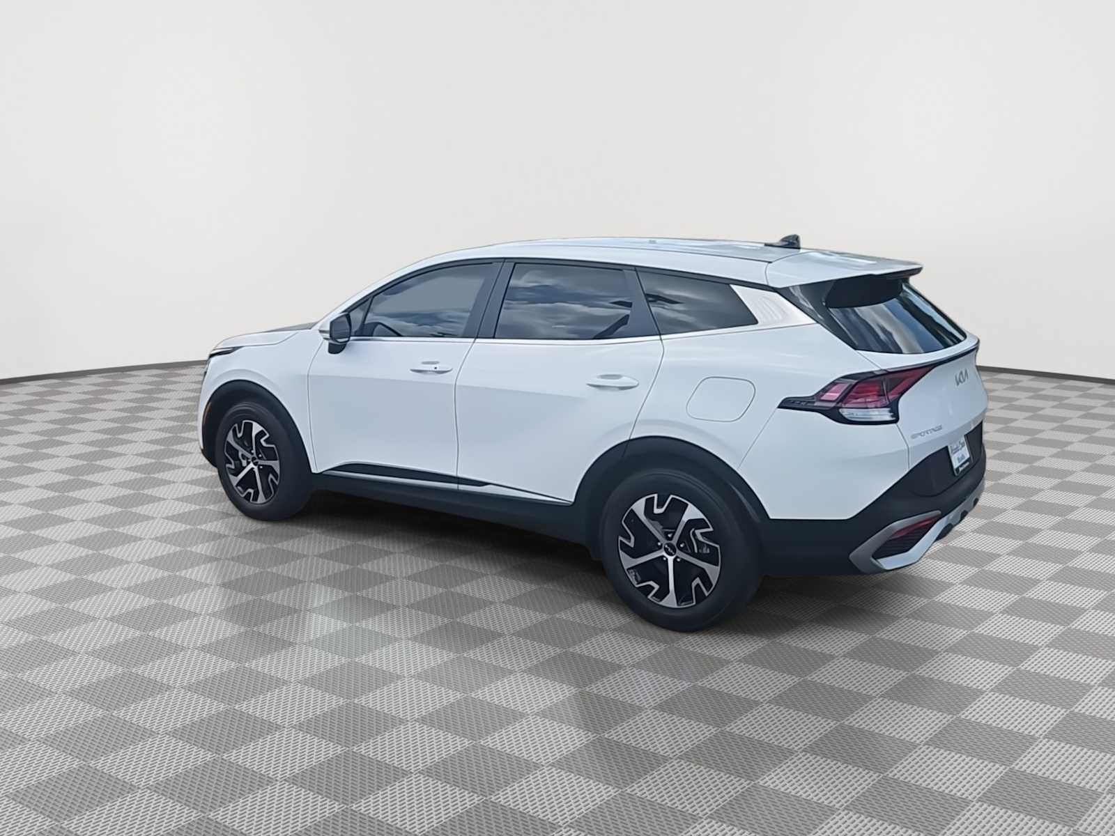 2023 Kia Sportage EX - Photo 6