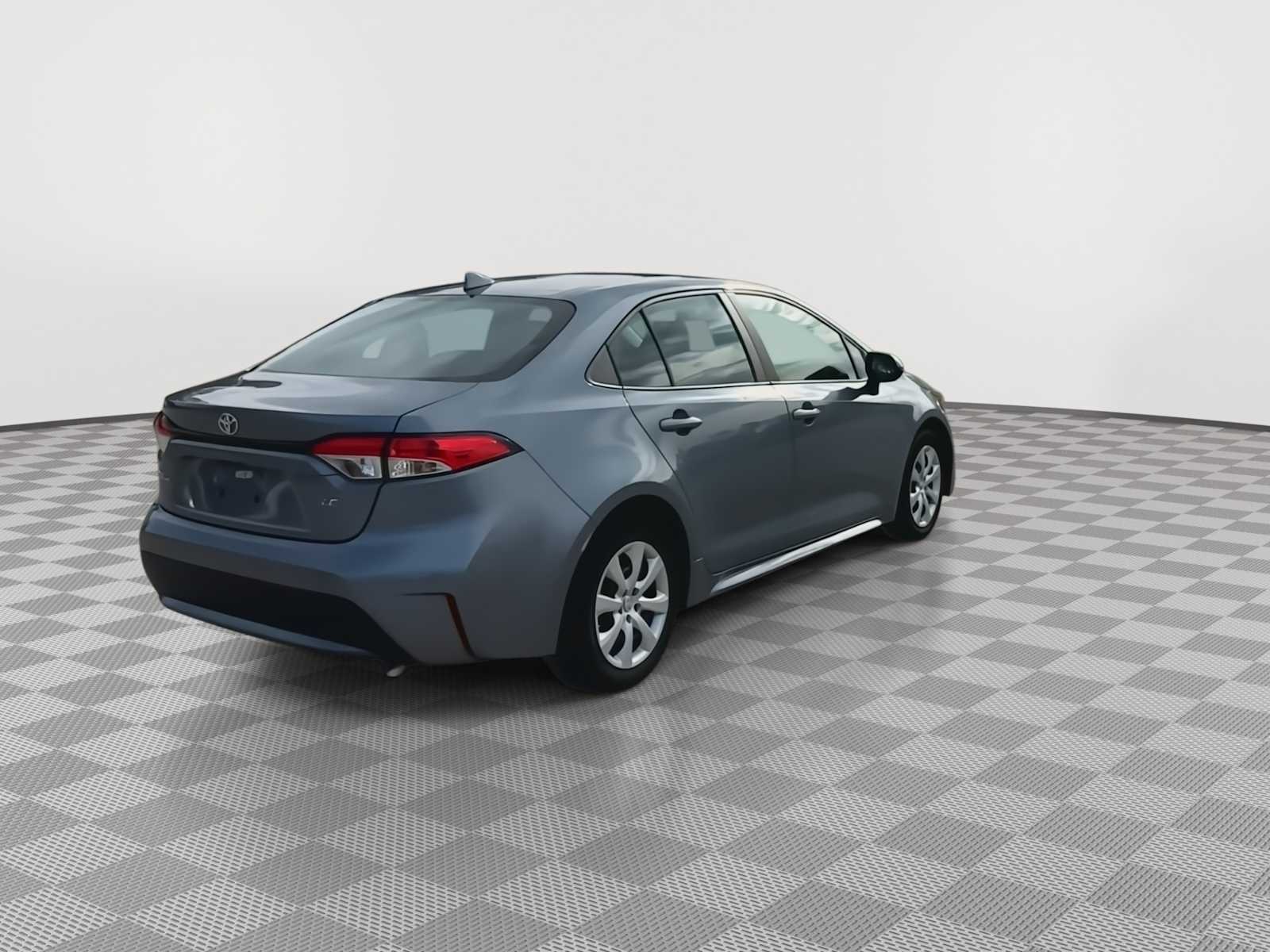 2021 Toyota Corolla LE 8