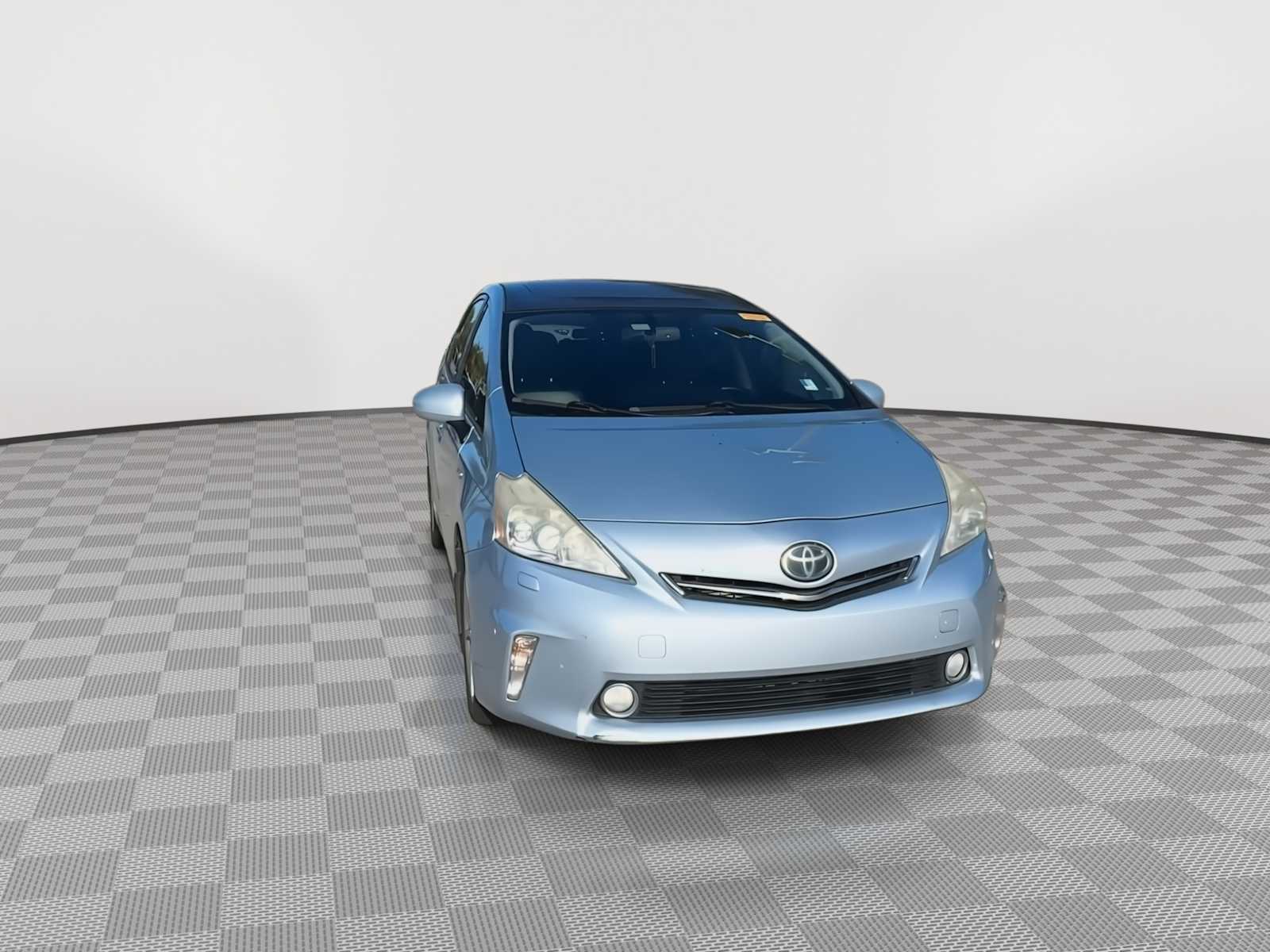 2013 Toyota Prius V Two 3