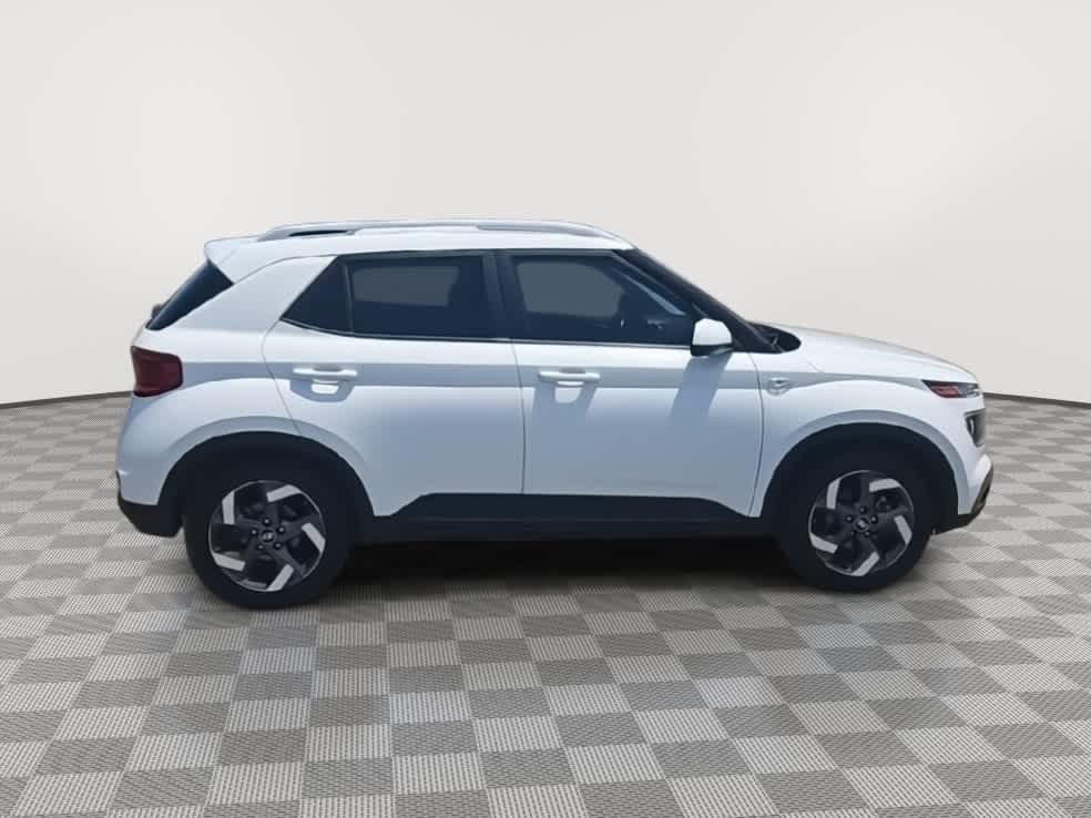 2022 Hyundai Venue SEL - Photo 9