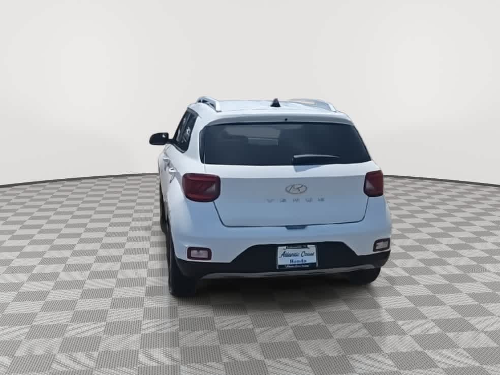 2022 Hyundai Venue SEL - Photo 7