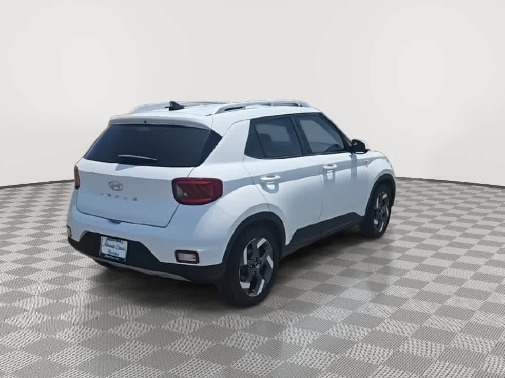 2022 Hyundai Venue SEL - Photo 8