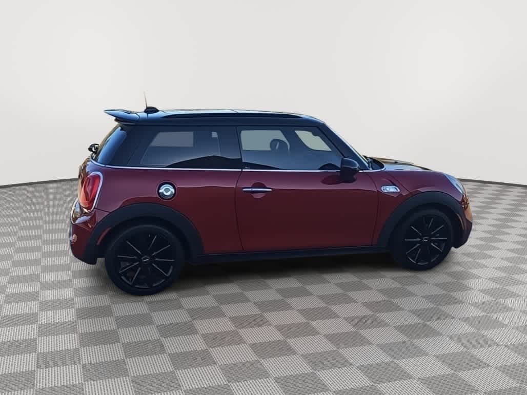 2016 MINI Cooper Hardtop S 9