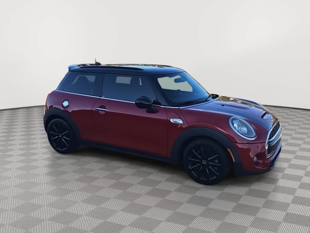 2016 MINI Cooper Hardtop S 2