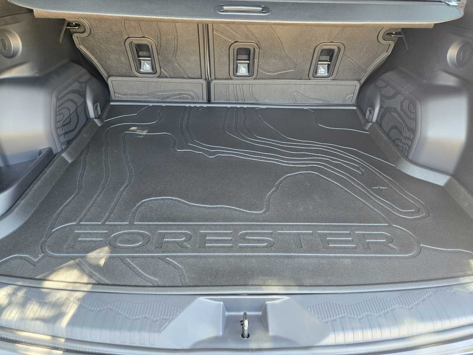 New 2026 Magnetite Gray Metallic Subaru Limited Hybrid image 21