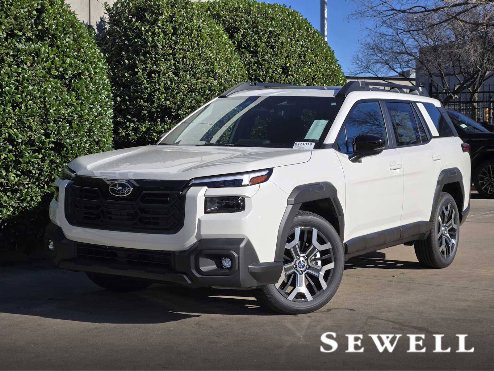 2026 Subaru Outback Touring's photo