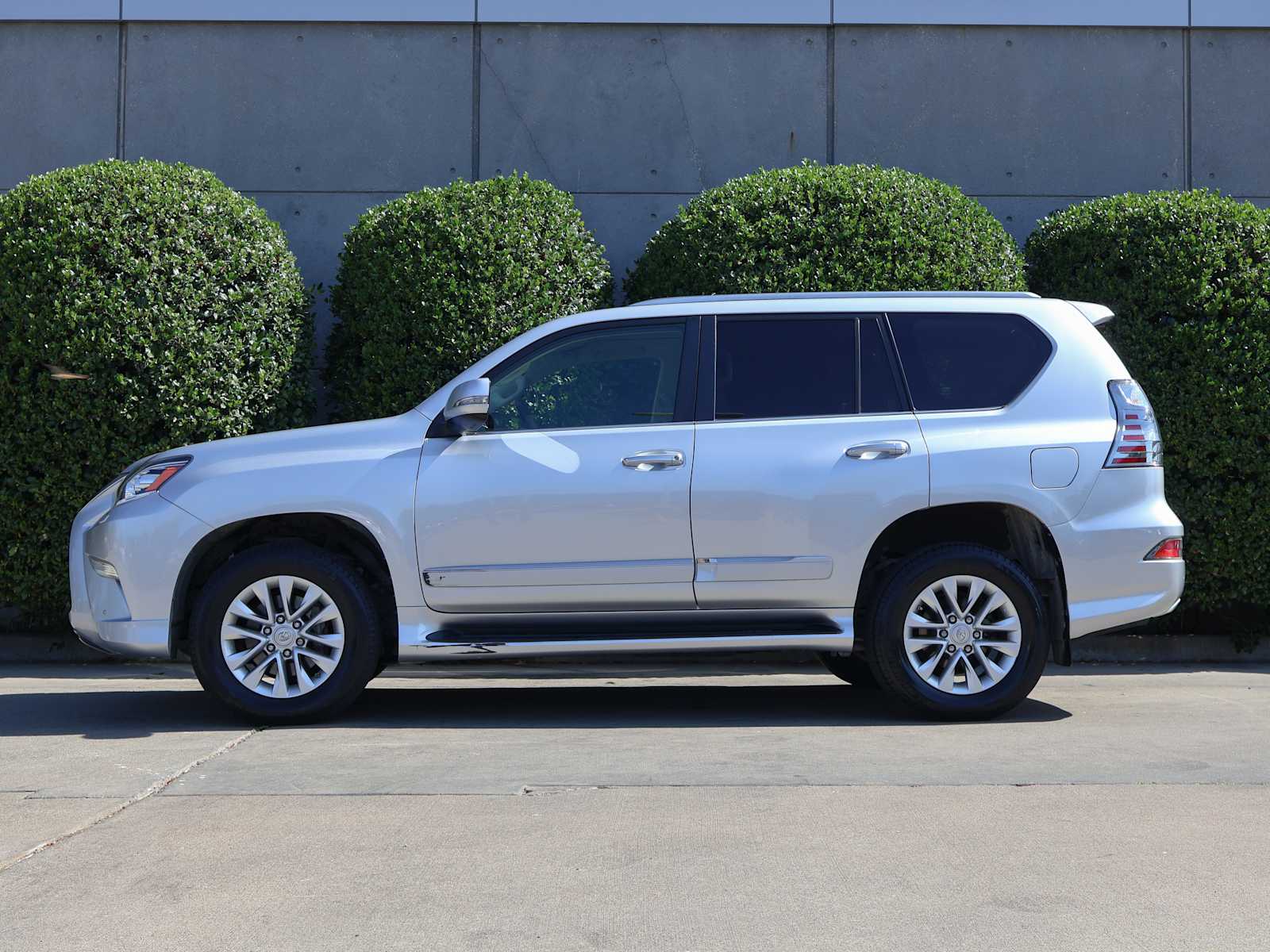 Used 2015 Silver Lining Metallic Lexus  image 5