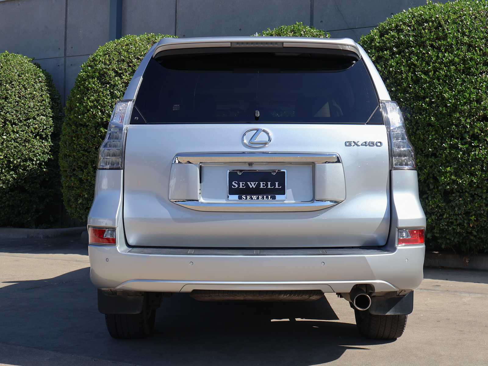 Used 2015 Silver Lining Metallic Lexus  image 9