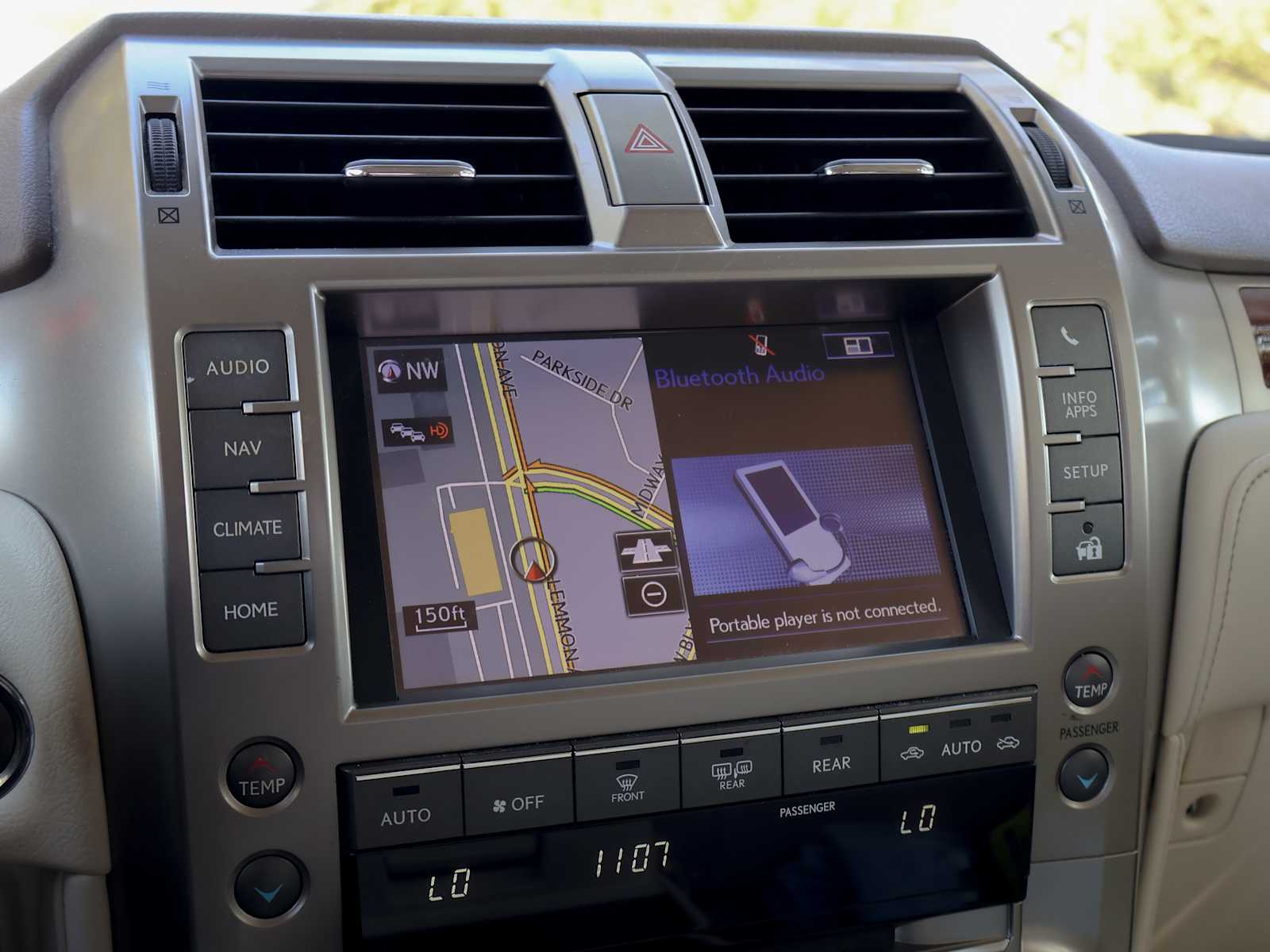Used 2015 Silver Lining Metallic Lexus  image 19