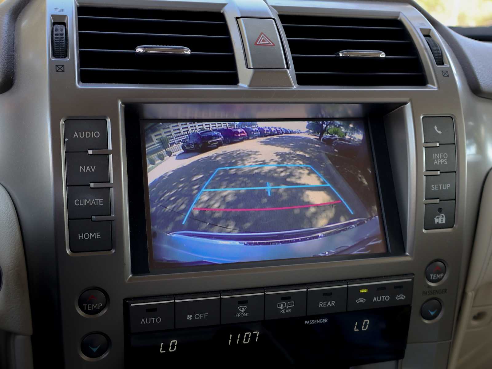Used 2015 Silver Lining Metallic Lexus  image 20