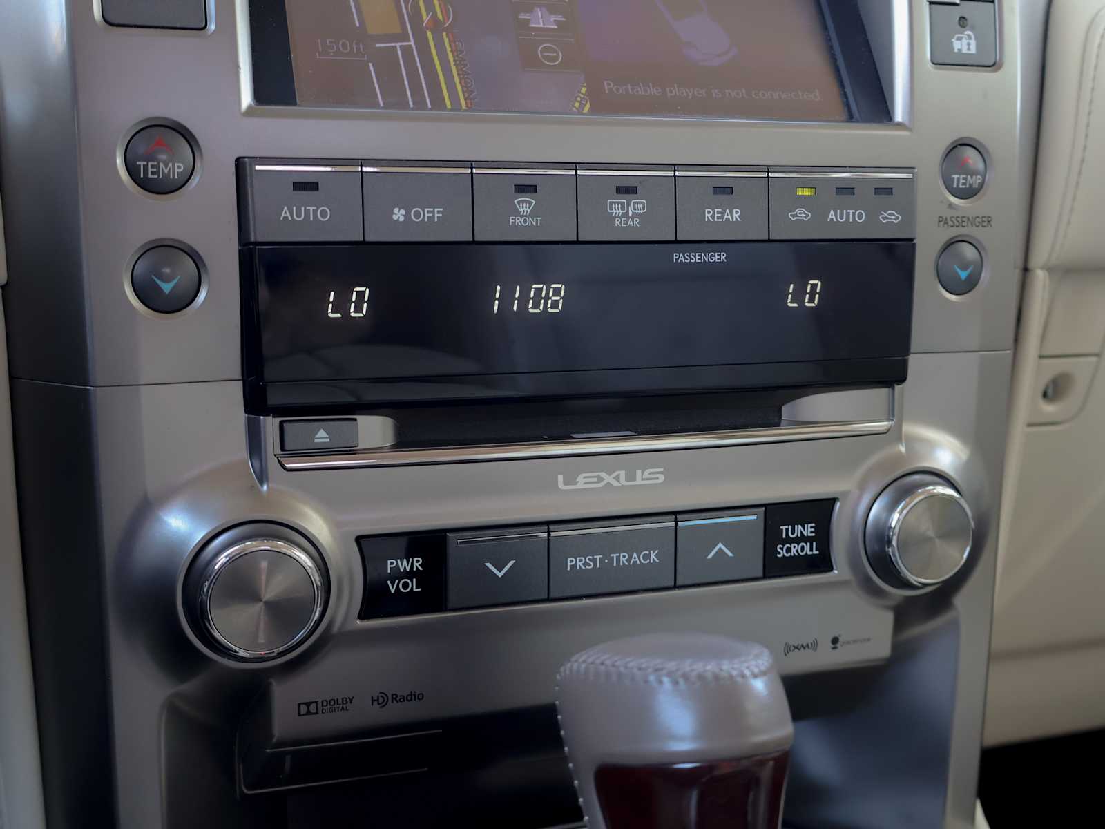 Used 2015 Silver Lining Metallic Lexus  image 21