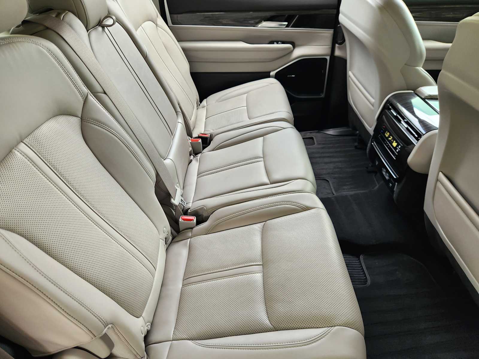 car-gallery-29