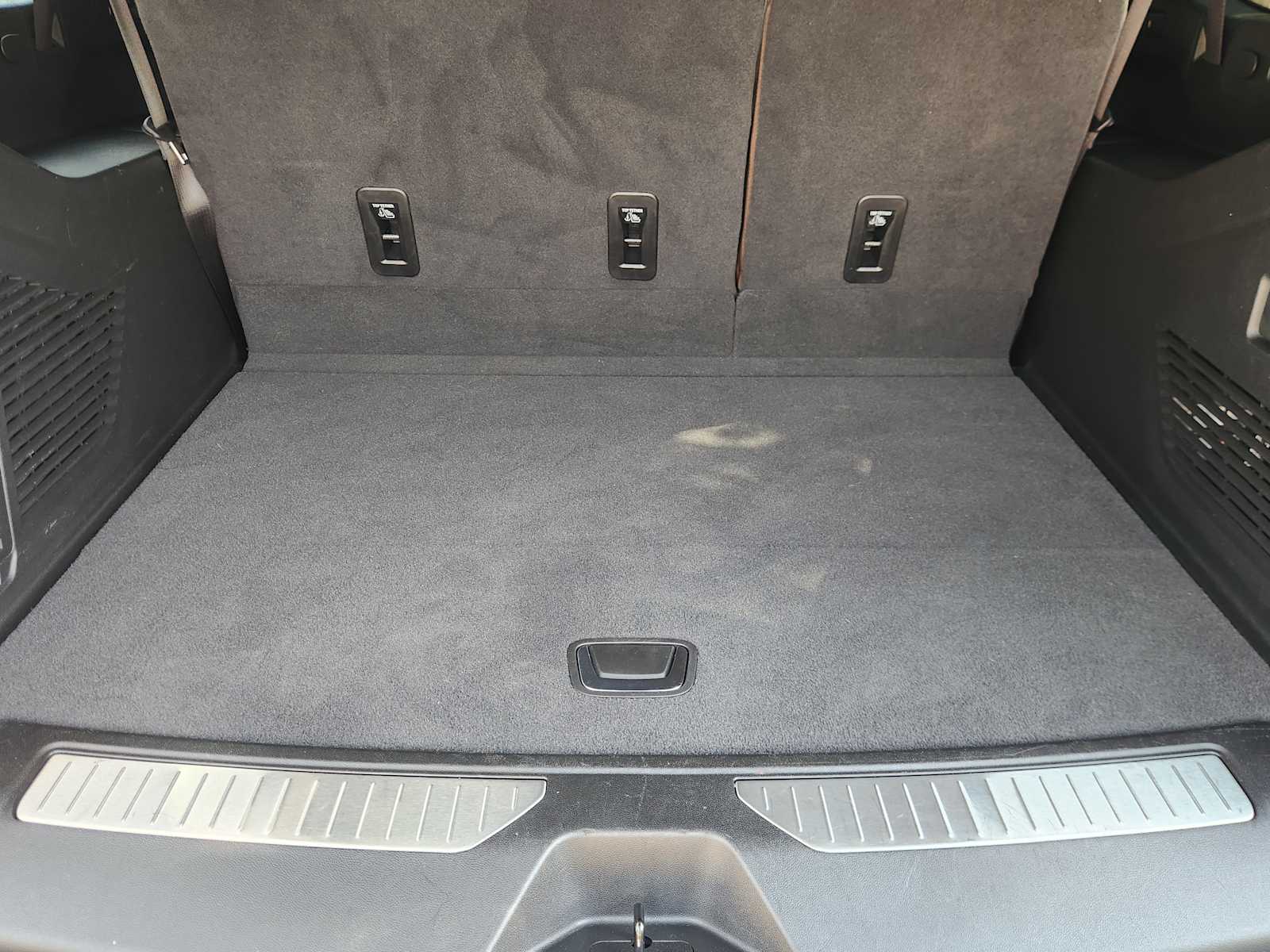 car-gallery-32