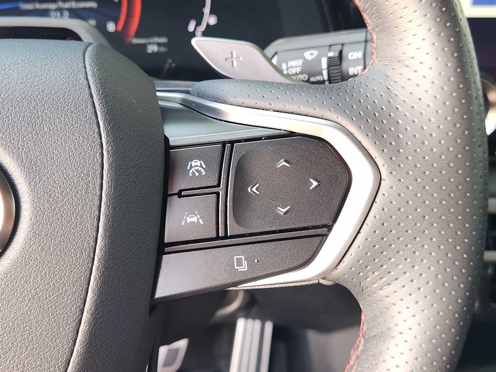 Used 2024 Ultra White Lexus F SPORT Handling image 27