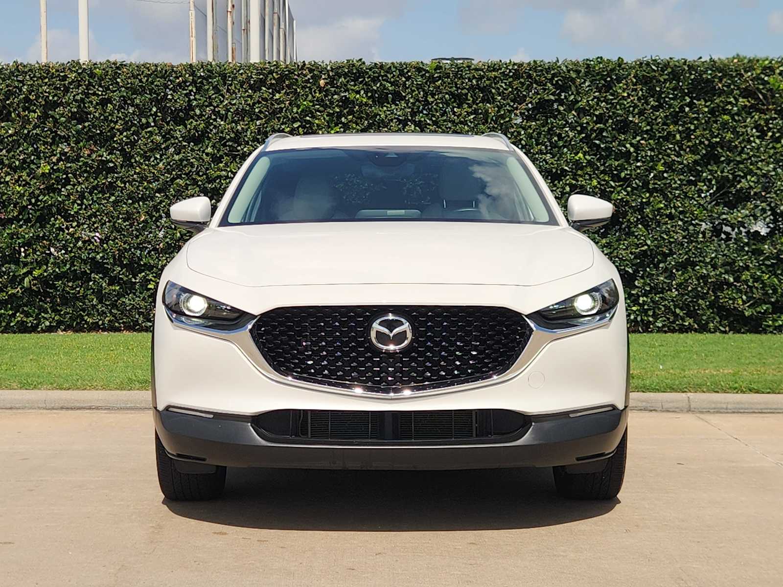 Used 2022 Snowflake White Pearl Mica Mazda 2.5 S Preferred Package image 2