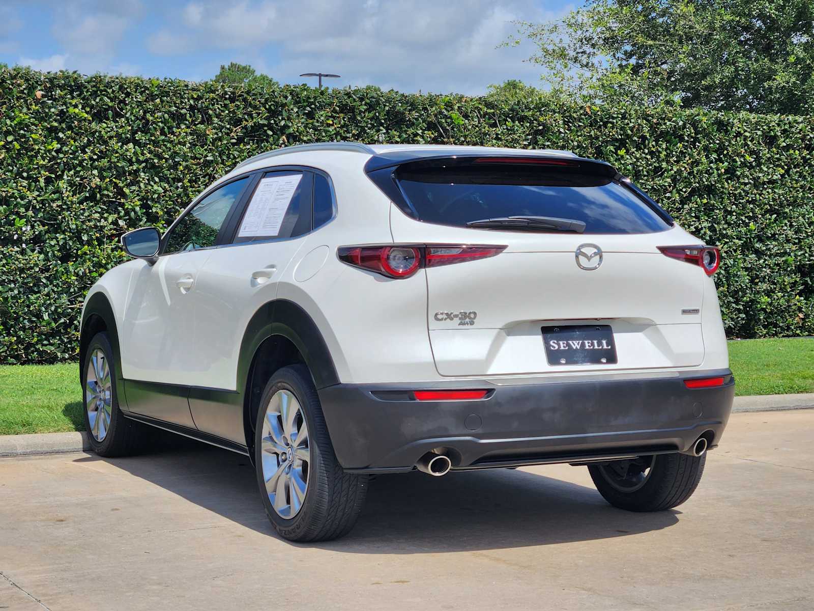 Used 2022 Snowflake White Pearl Mica Mazda 2.5 S Preferred Package image 4