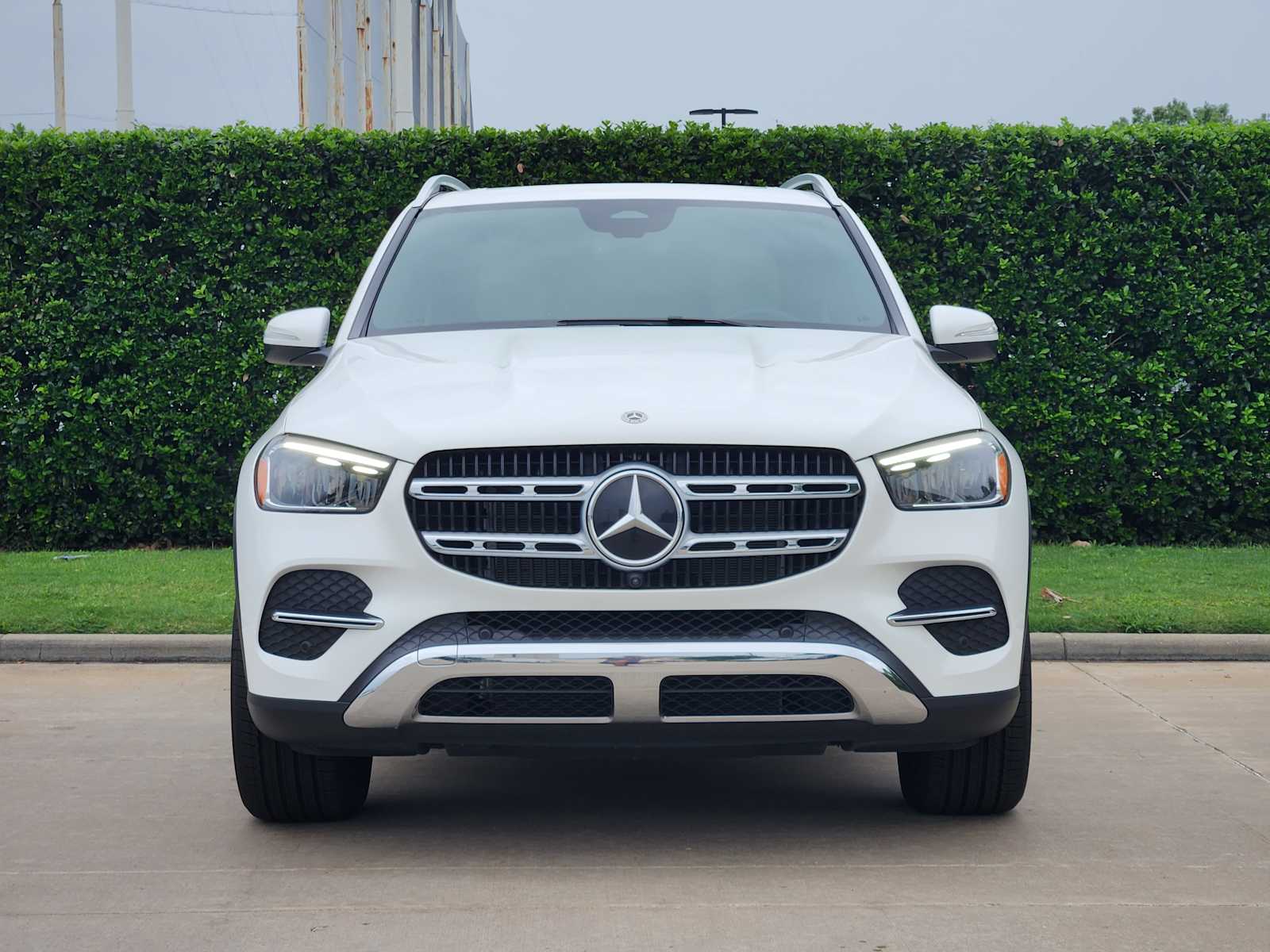 Certified Used 2026 Polar White Mercedes-Benz GLE 350 image 2