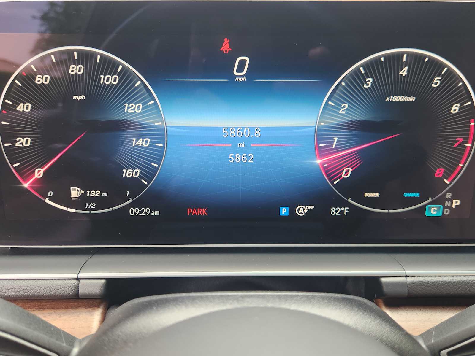 Certified Used 2026 Polar White Mercedes-Benz GLE 350 image 13