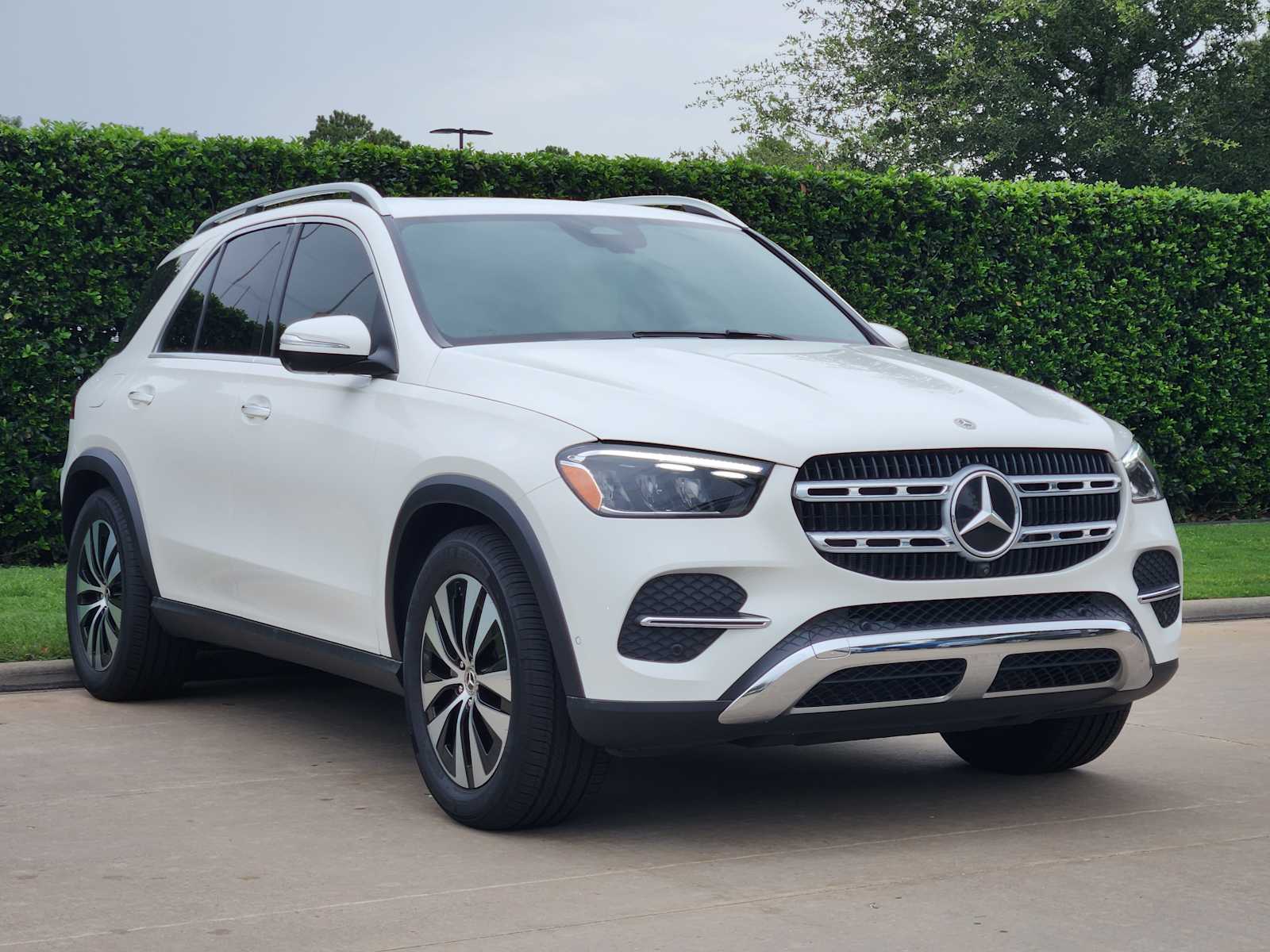 Certified Used 2026 Polar White Mercedes-Benz GLE 350 image 3