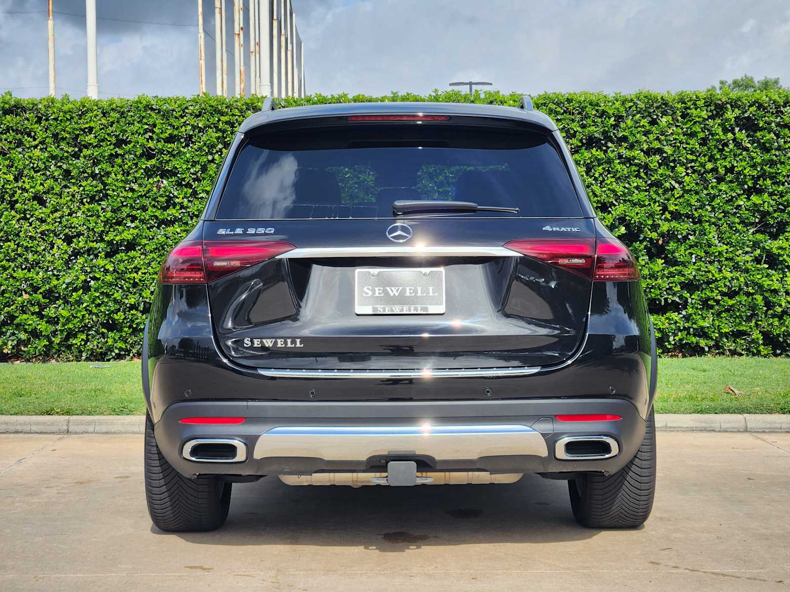 Certified Used 2026 Obsidian Black Metallic Mercedes-Benz GLE 350 image 5