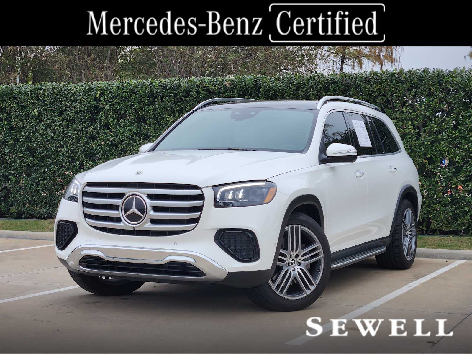 2025 Mercedes-Benz GLS Base's photo