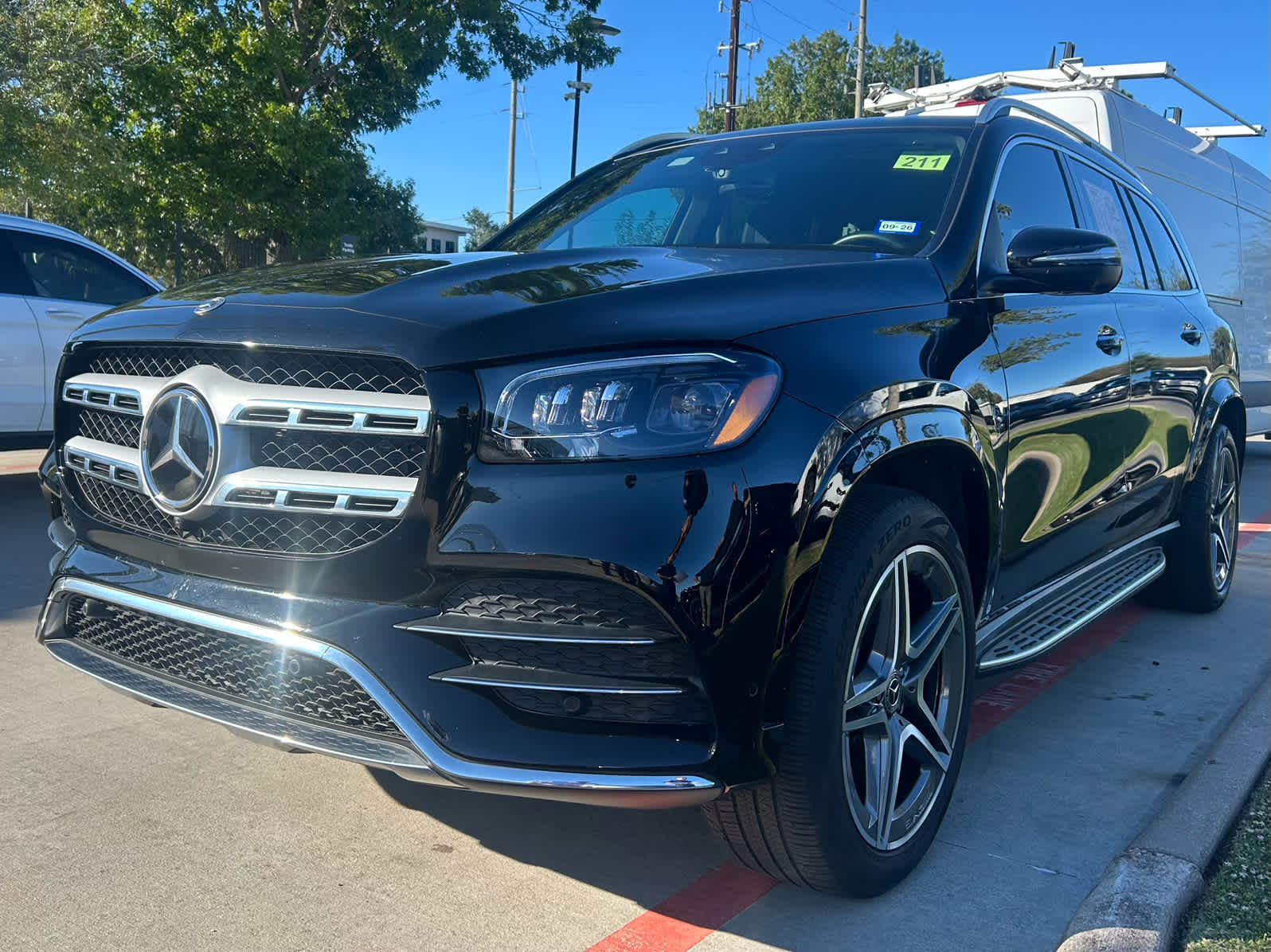 2023 Mercedes-Benz GLS Base's photo