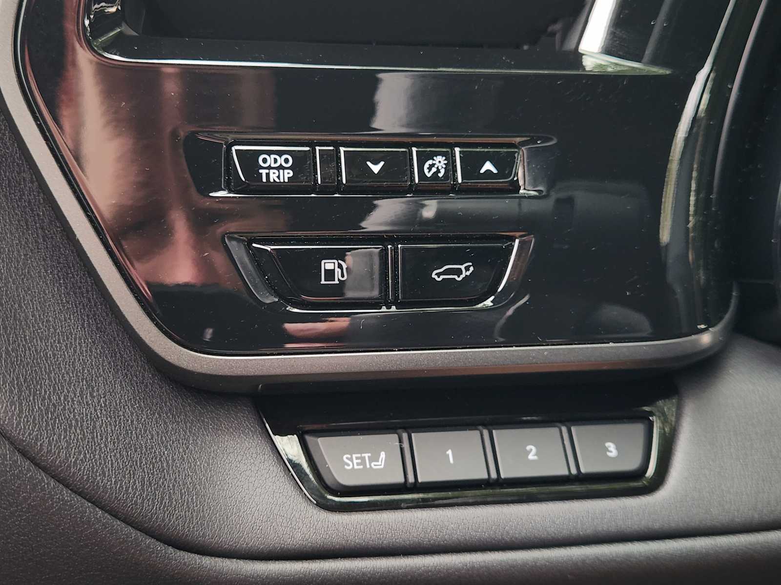 Used 2026 Incognito Lexus F SPORT Performance Premium image 19