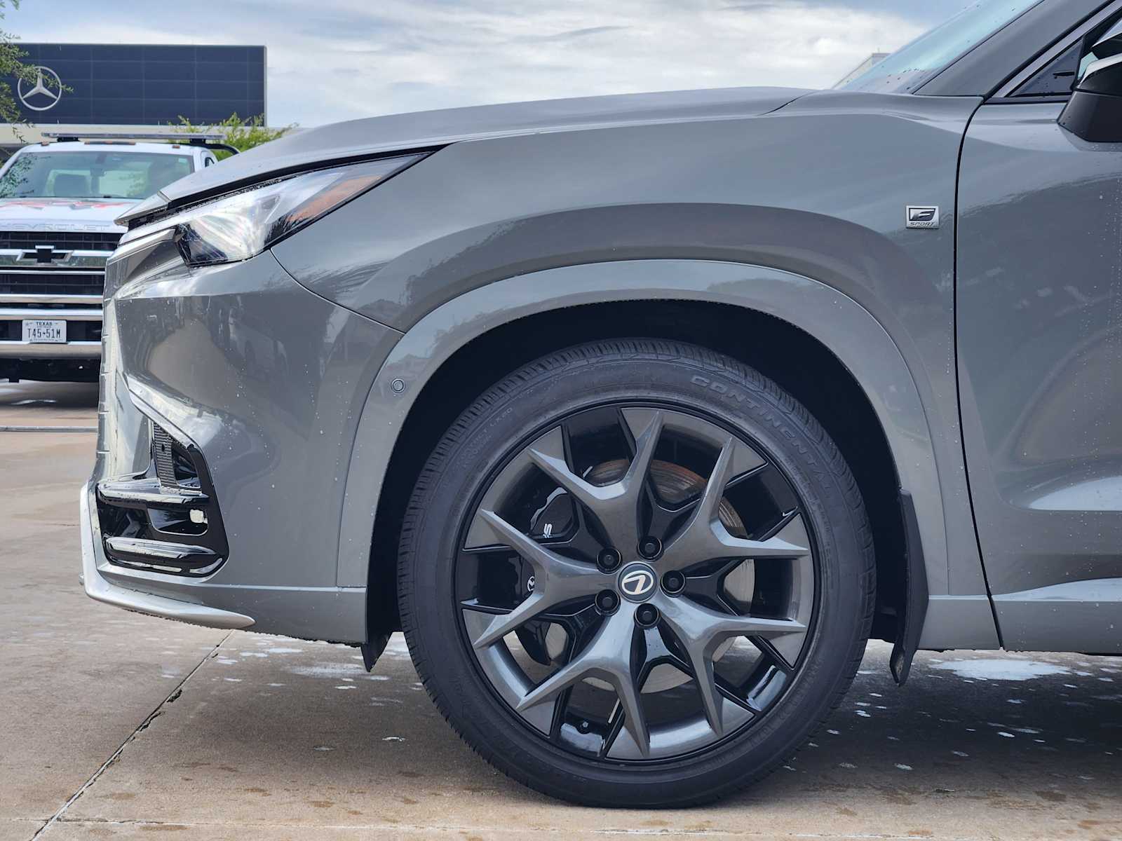 Used 2026 Incognito Lexus F SPORT Performance Premium image 7
