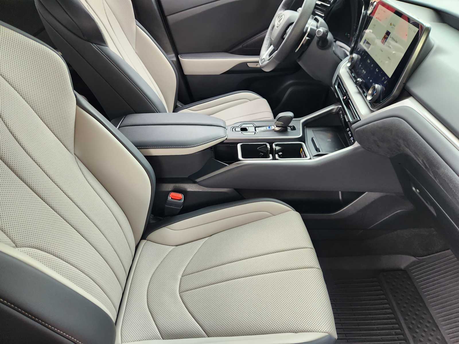 Used 2026 Incognito Lexus F SPORT Performance Premium image 12