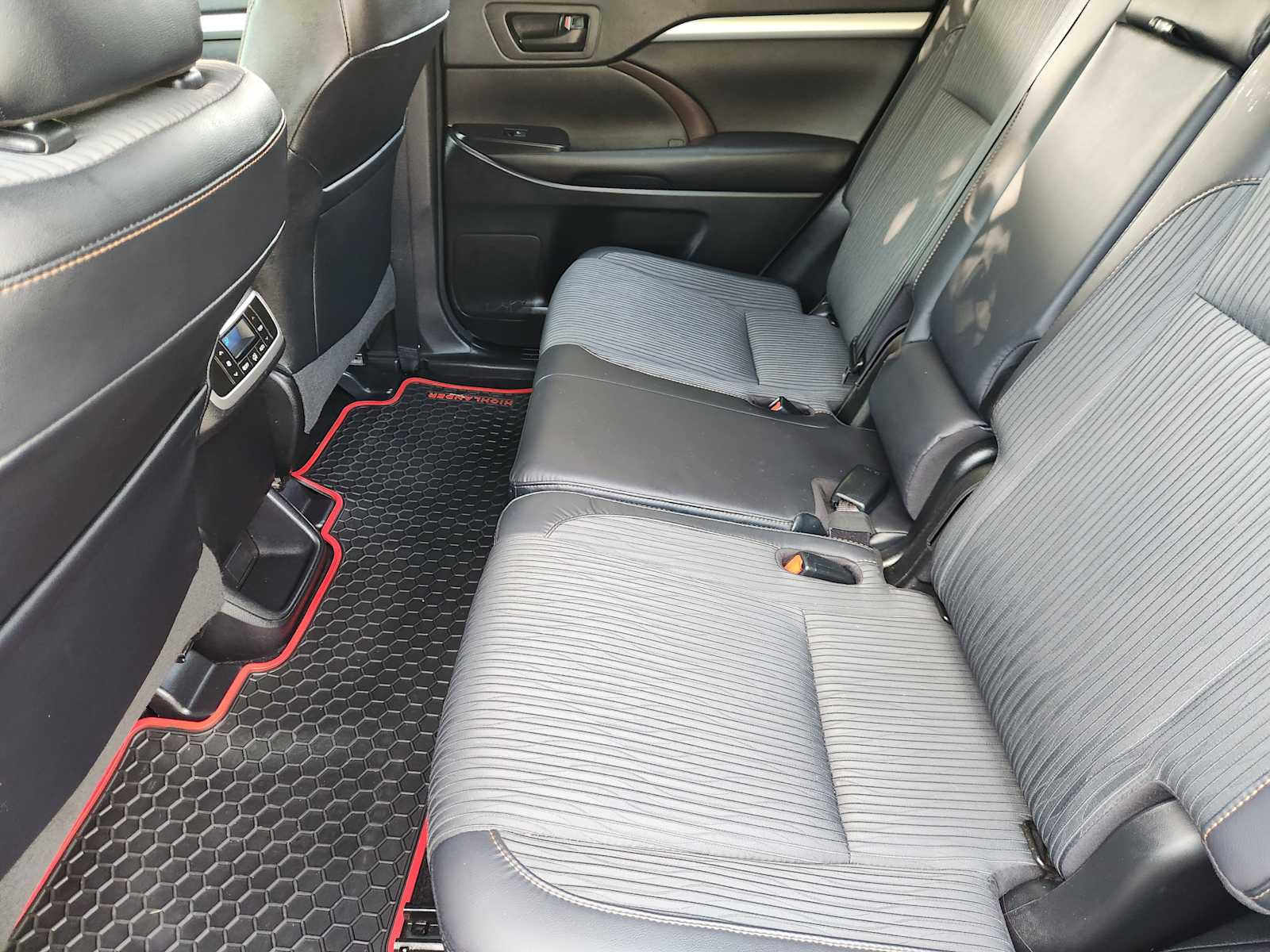 car-gallery-27