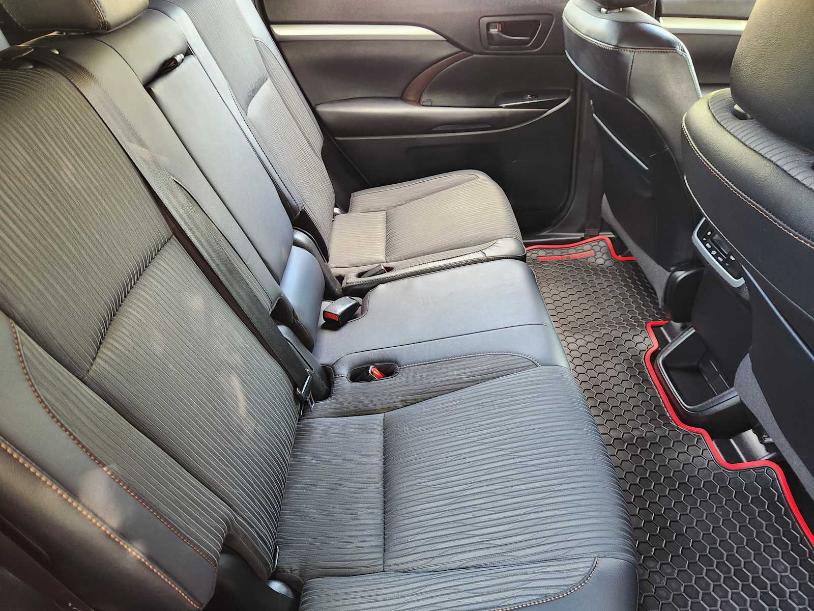 car-gallery-28