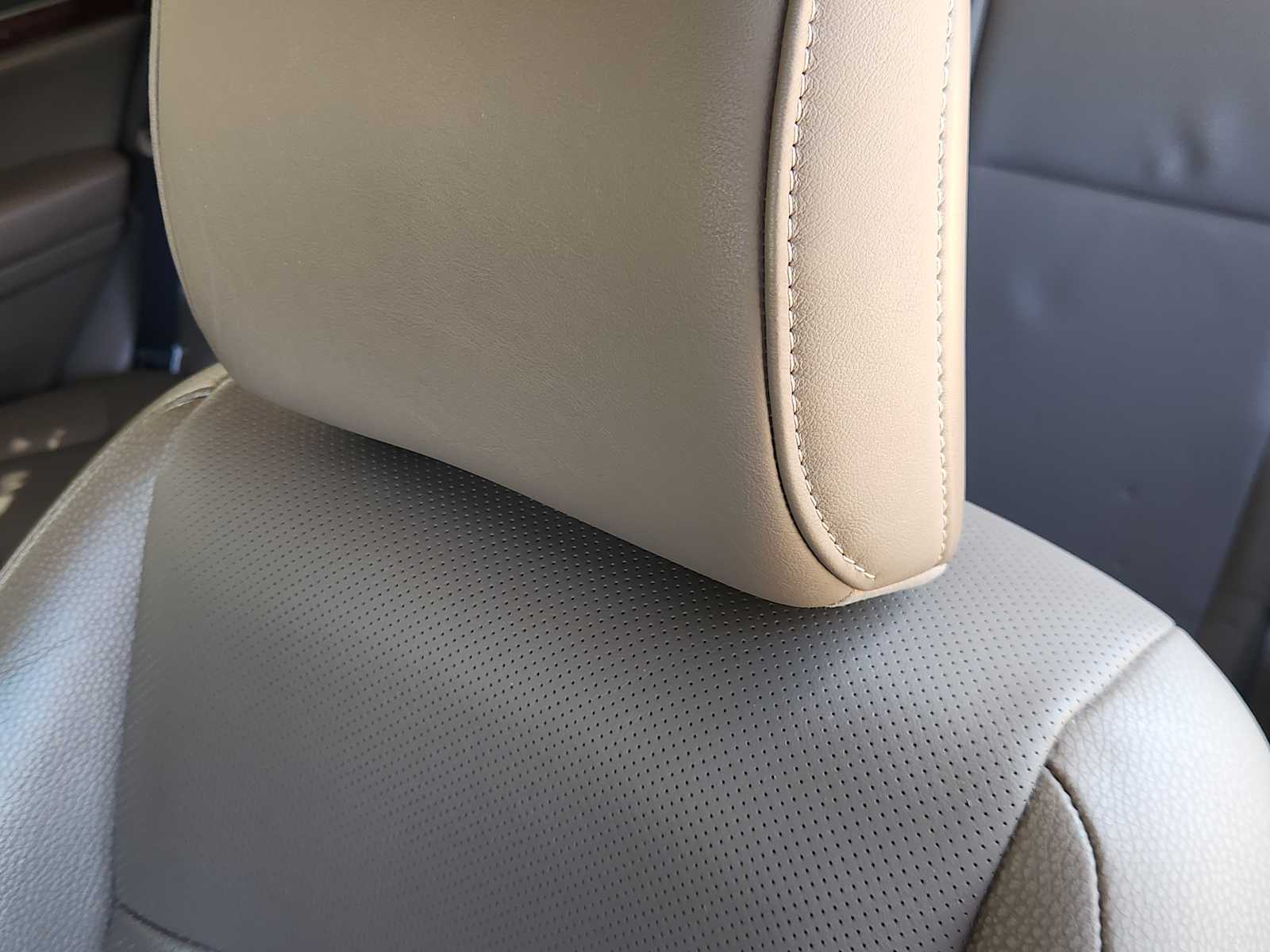 Used 2017 Nebula Gray Pearl Lexus Premium image 22