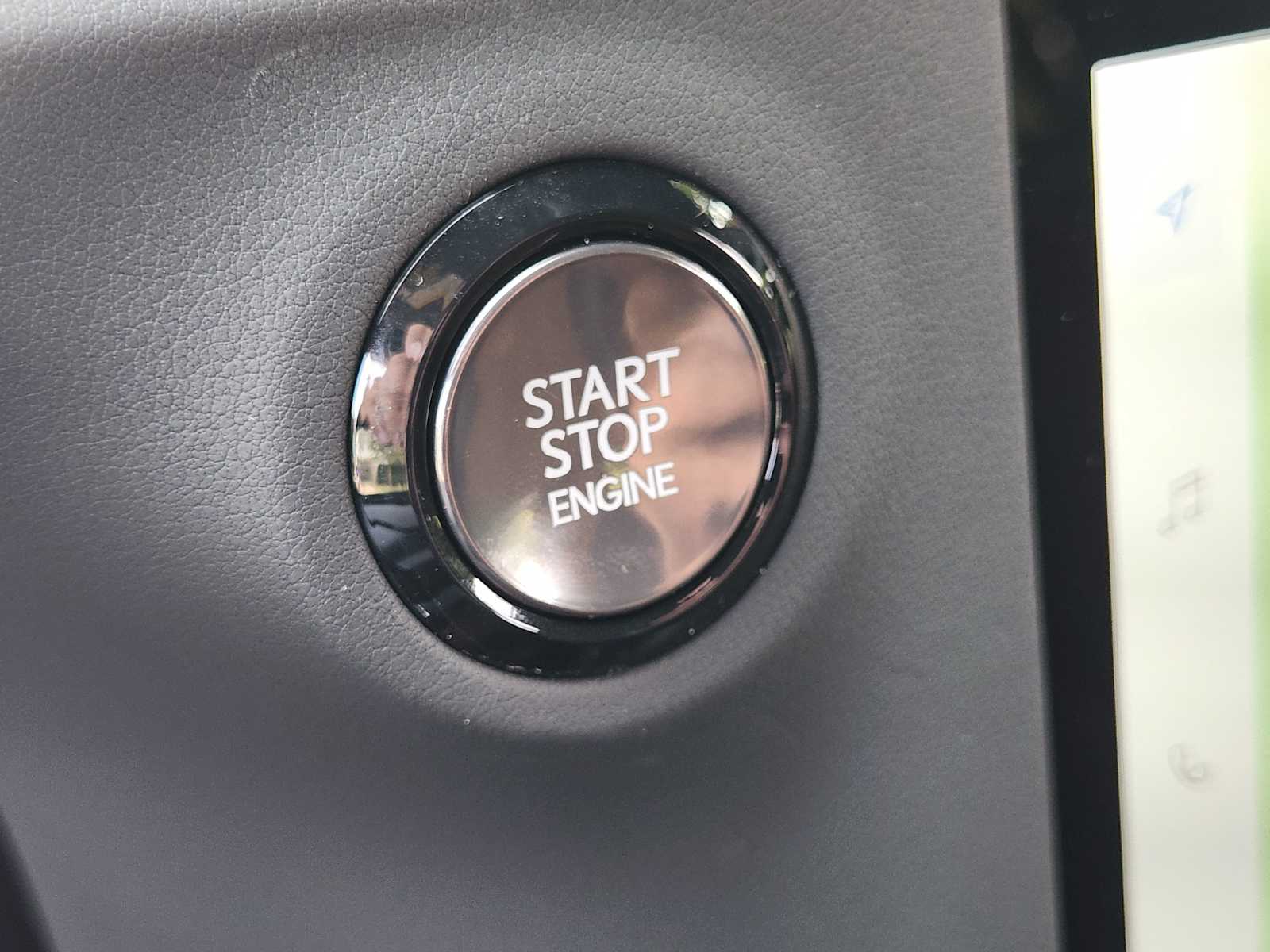 Used 2024 Eminent White Pearl Lexus Premium+ image 18