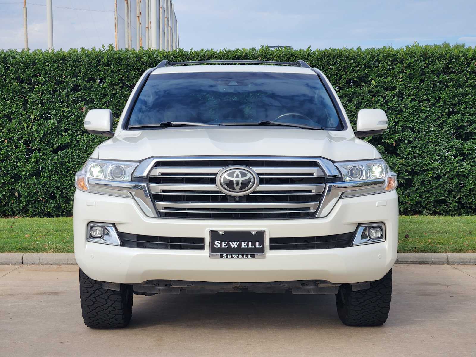 Used 2020 Blizzard Pearl Toyota  image 2