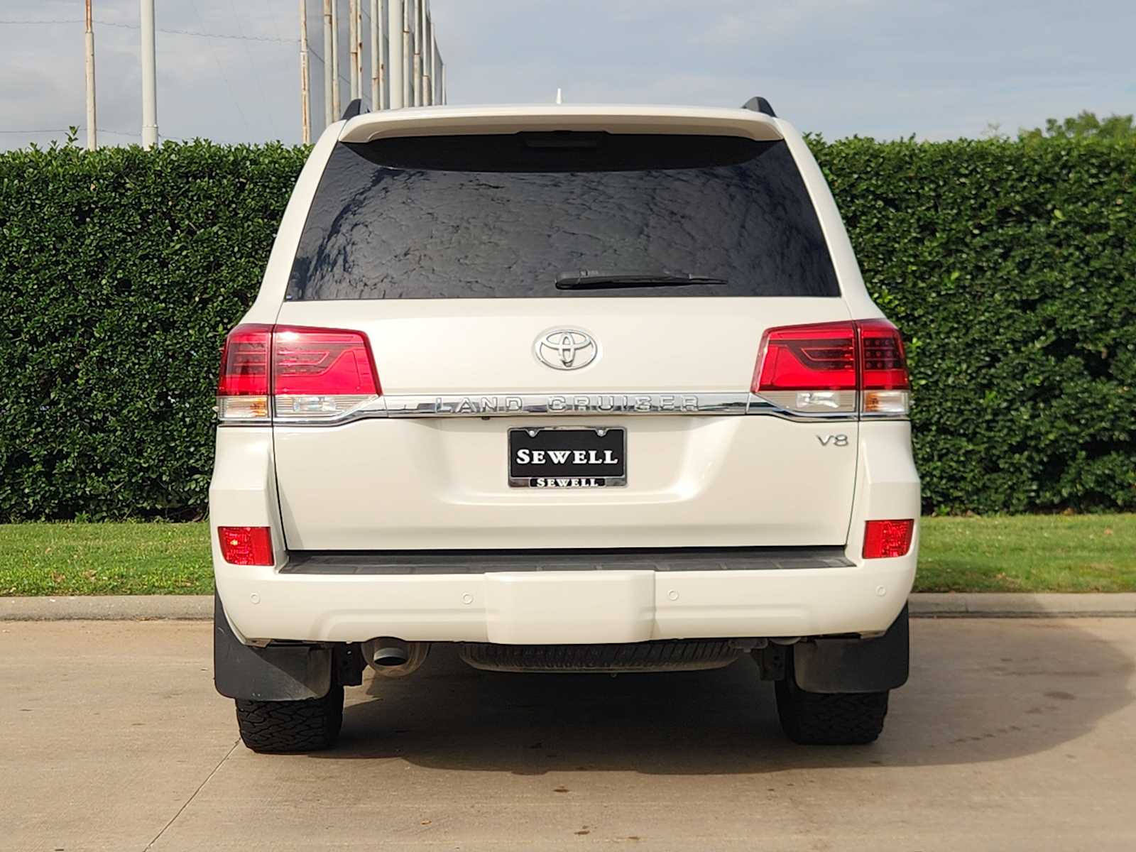 Used 2020 Blizzard Pearl Toyota  image 5