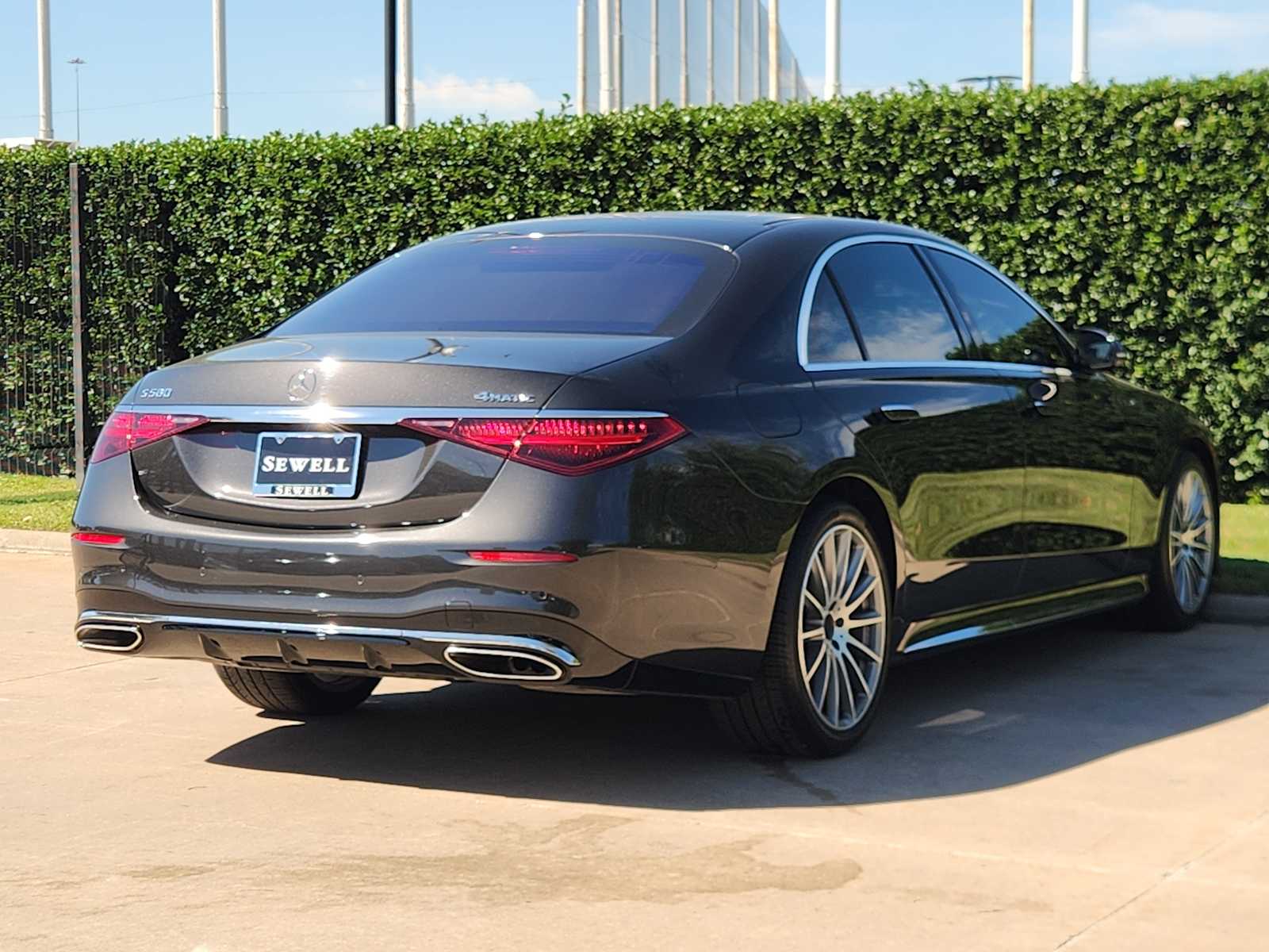 Certified Used 2022 Graphite Grey Mercedes-Benz S 580 image 6