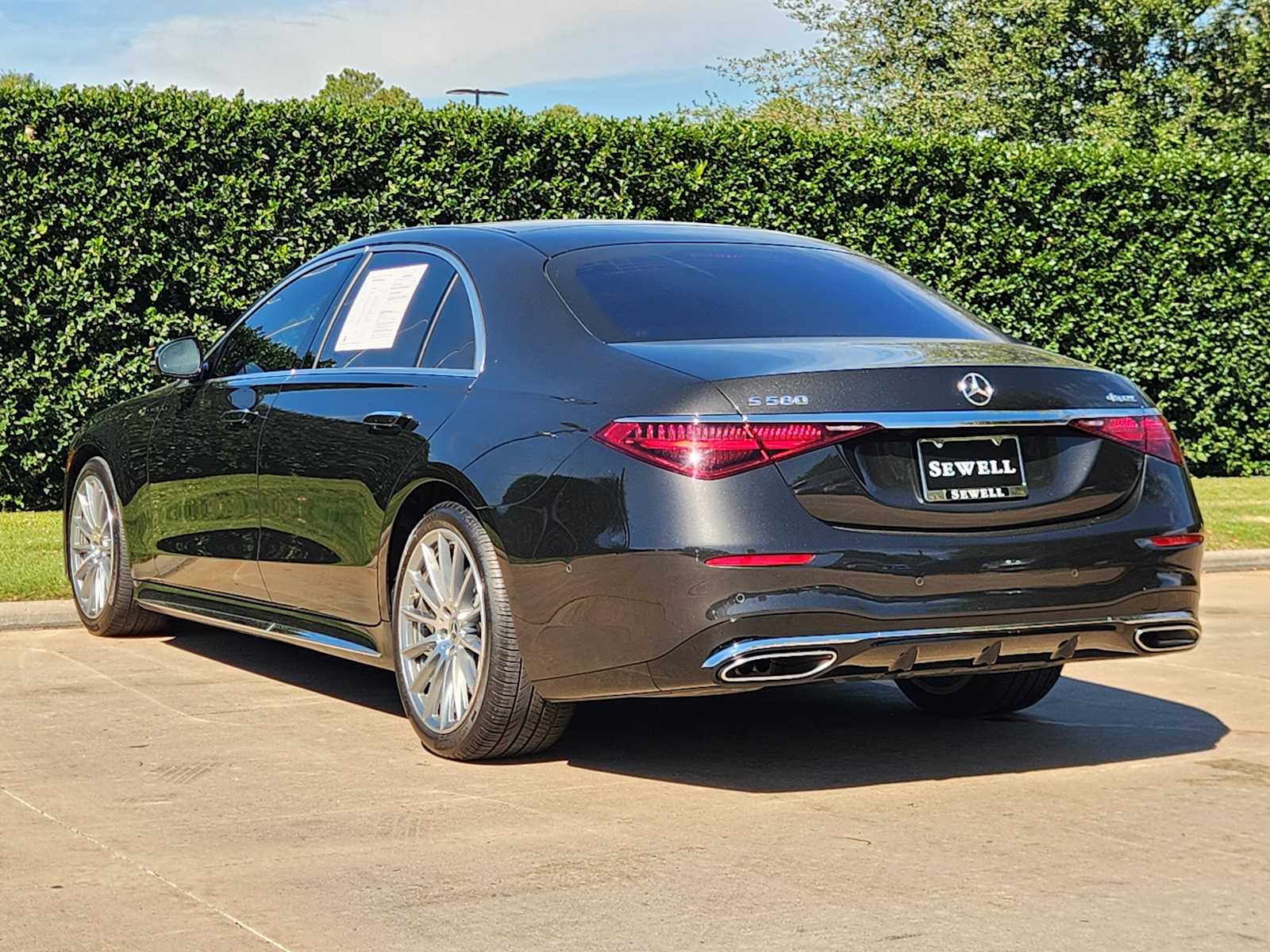 Certified Used 2022 Graphite Grey Mercedes-Benz S 580 image 4