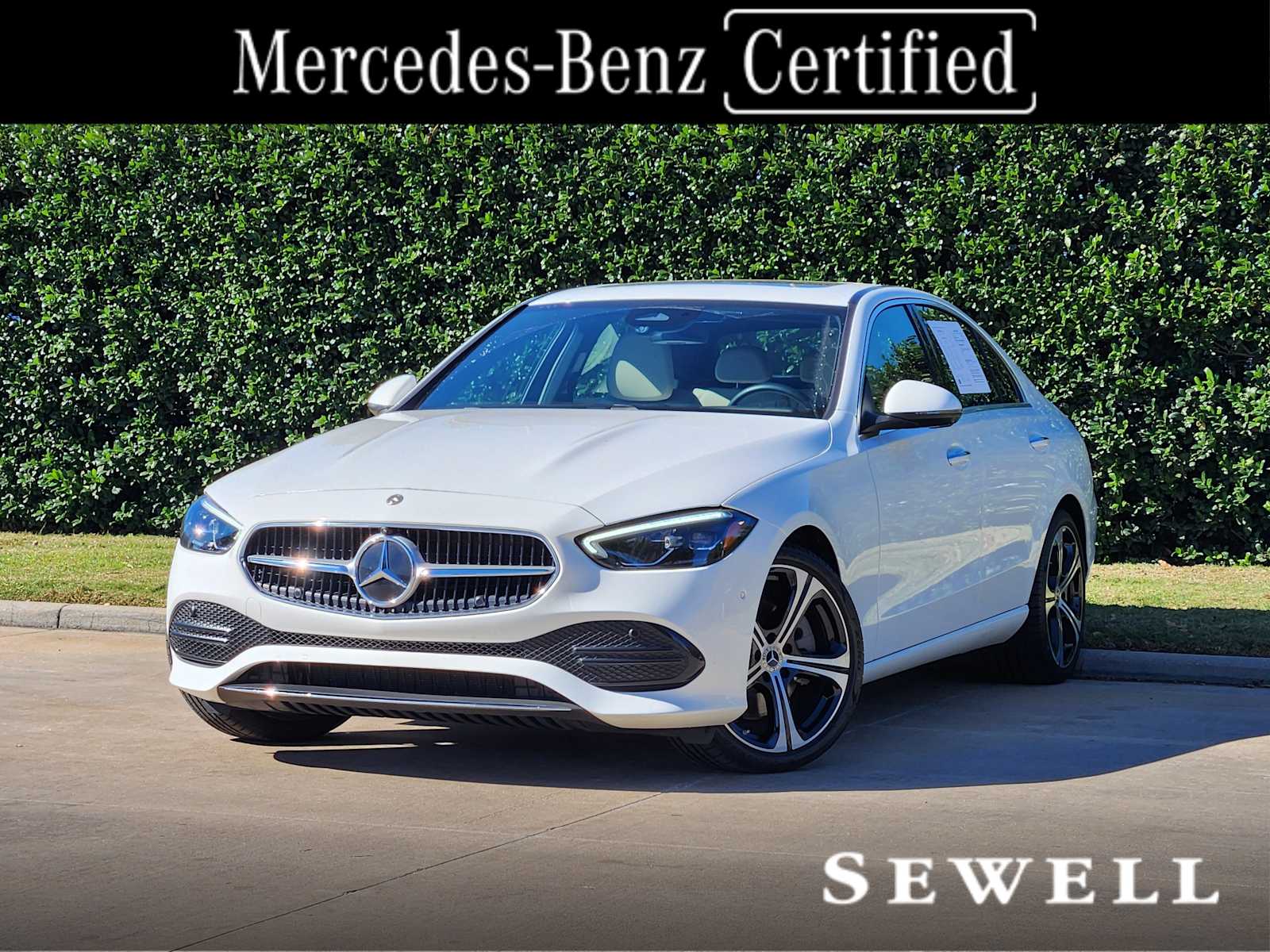 2025 Mercedes-Benz C-Class Sedan C 300's photo