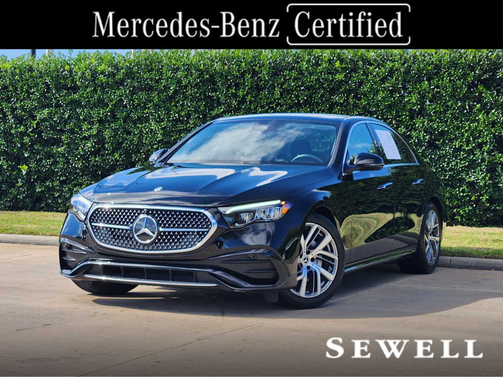 2025 Mercedes-Benz E-Class E350's photo