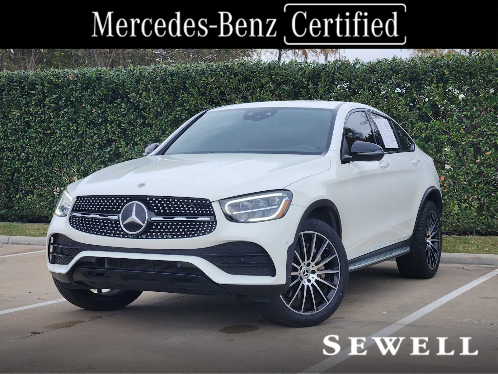 2022 Mercedes-Benz GLC Coupe GLC300's photo