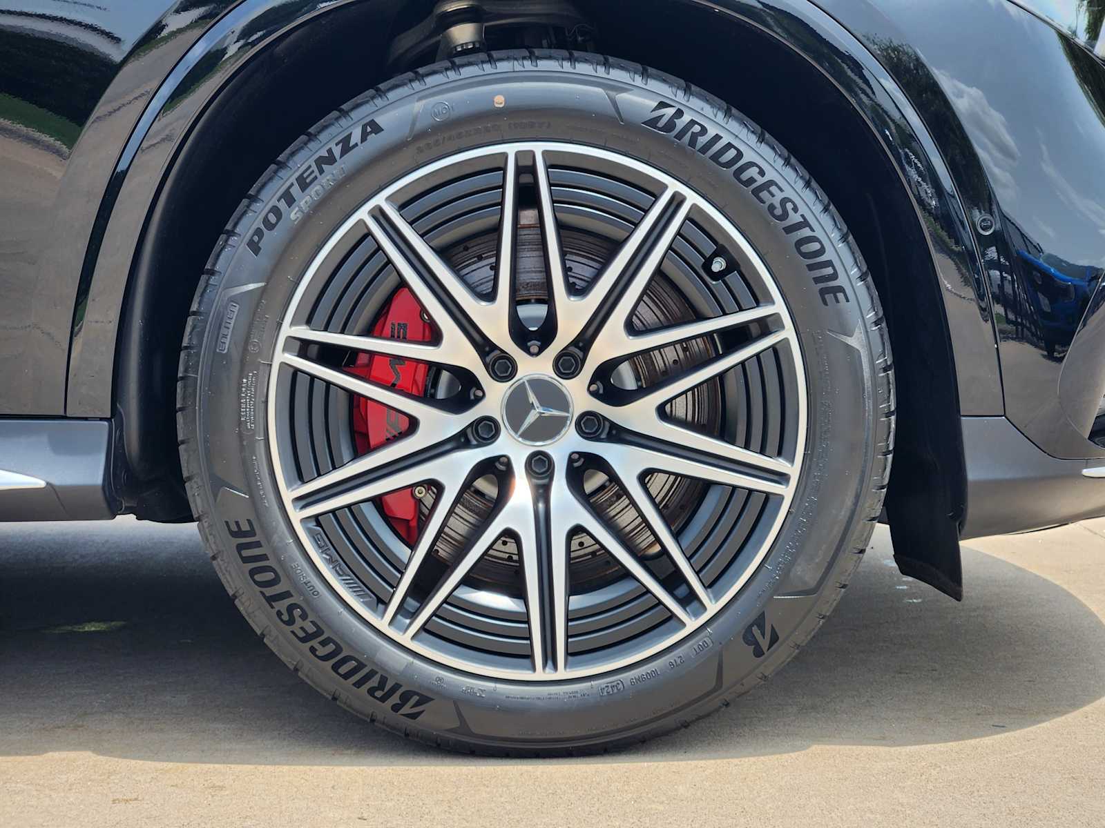 Certified Used 2025 Black Mercedes-Benz AMG® GLC 63 S E Performance image 9