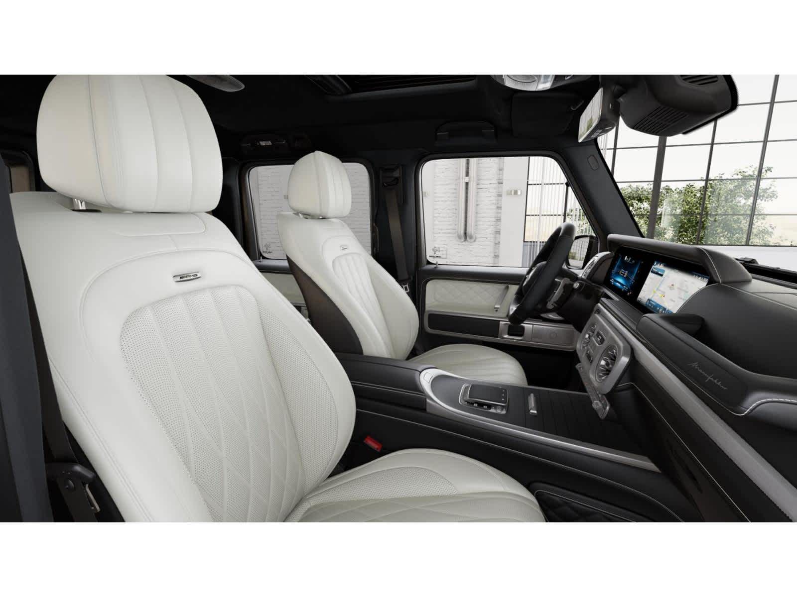 New 2027 MANUFAKTUR Moonlight White Magno Mercedes-Benz AMG® G 63 image 3