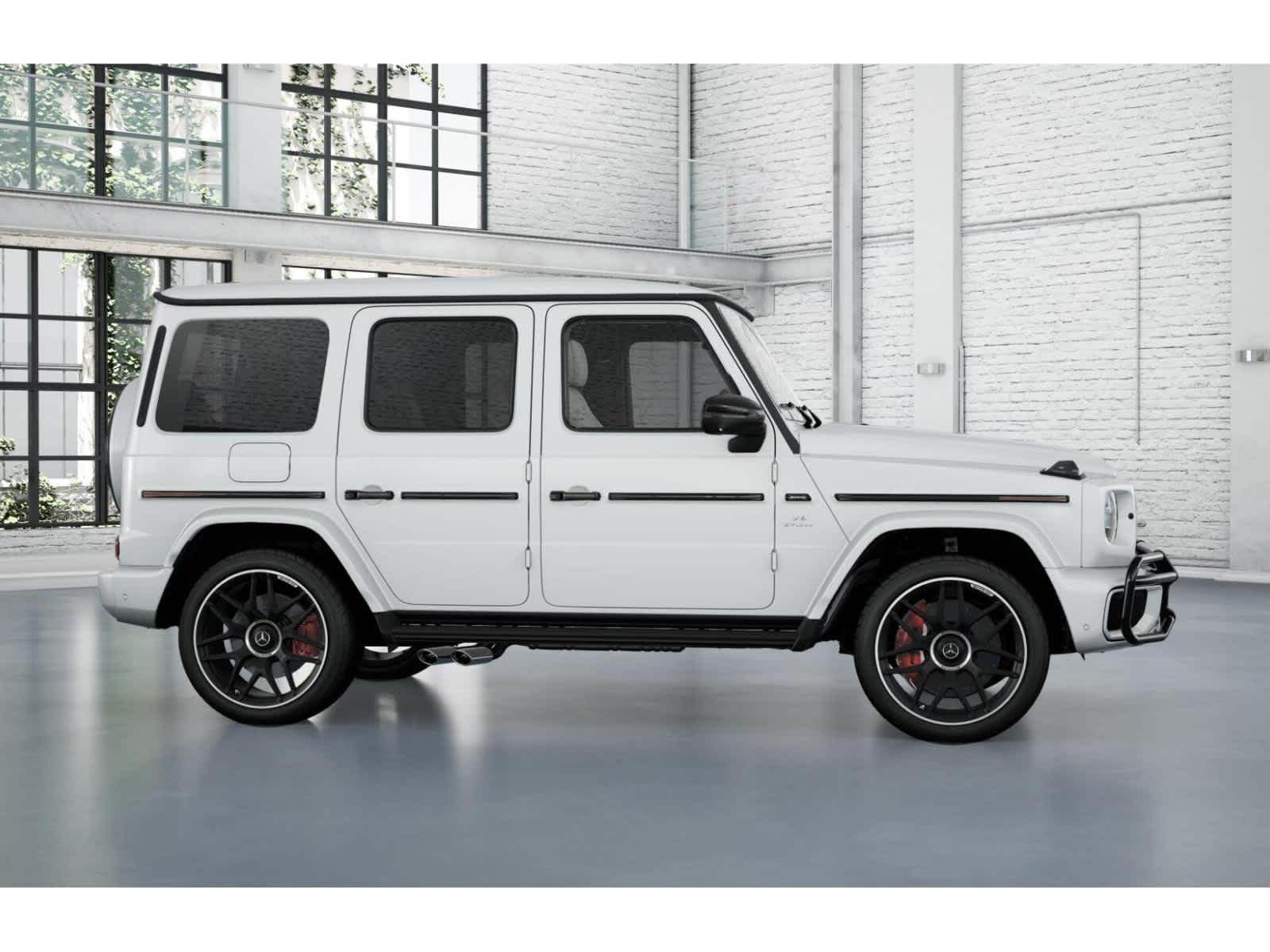 New 2027 MANUFAKTUR Moonlight White Magno Mercedes-Benz AMG® G 63 image 14