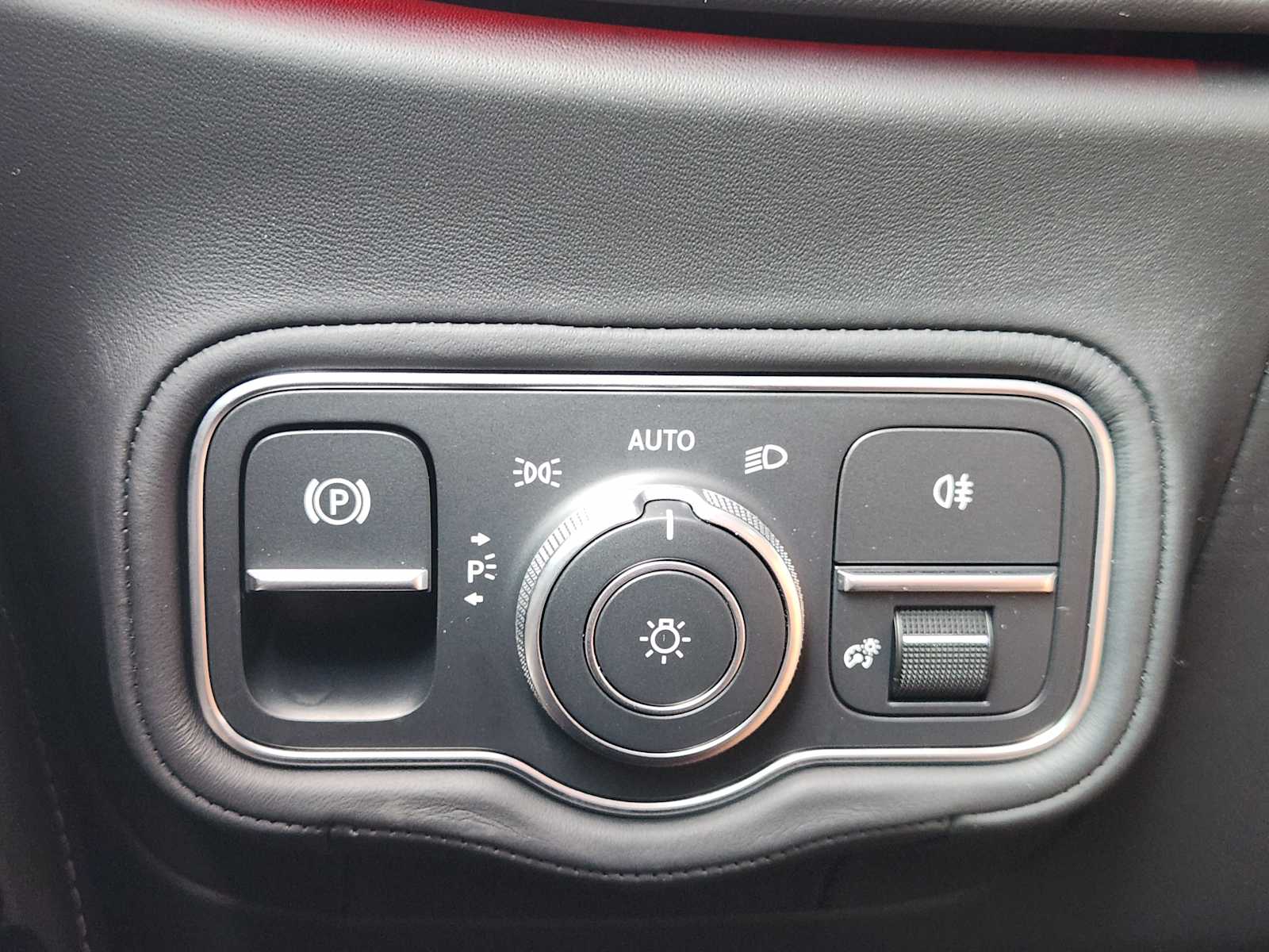 Certified Used 2025 Polar White Mercedes-Benz AMG® G 63 image 19