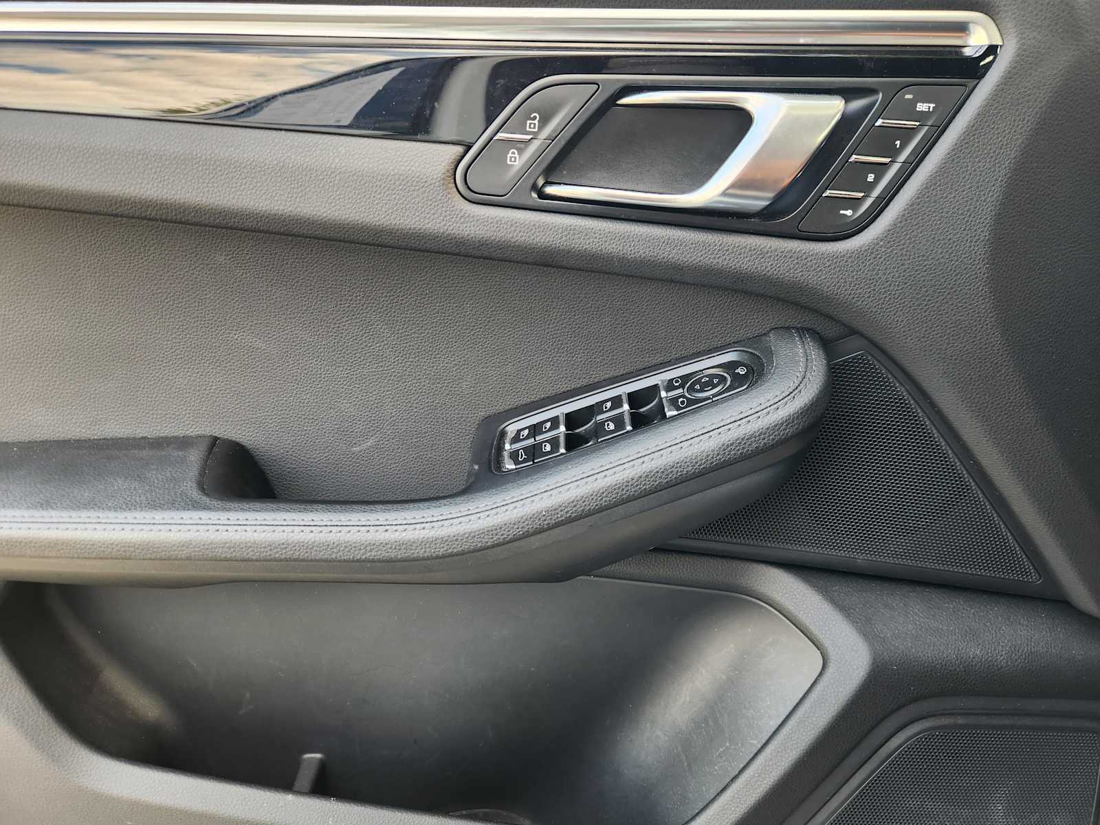 car-gallery-19