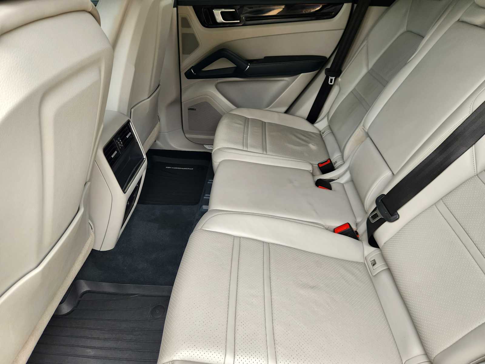 car-gallery-27