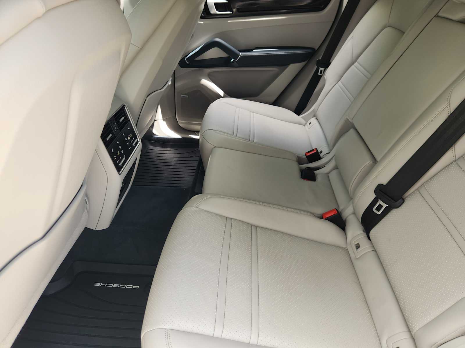 car-gallery-28