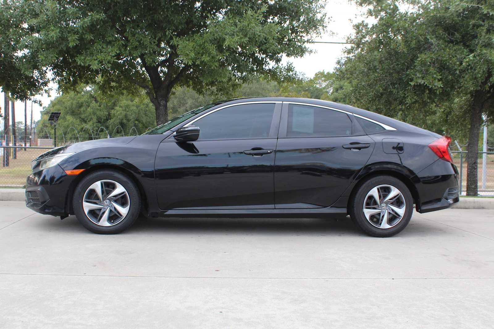 car-gallery-2