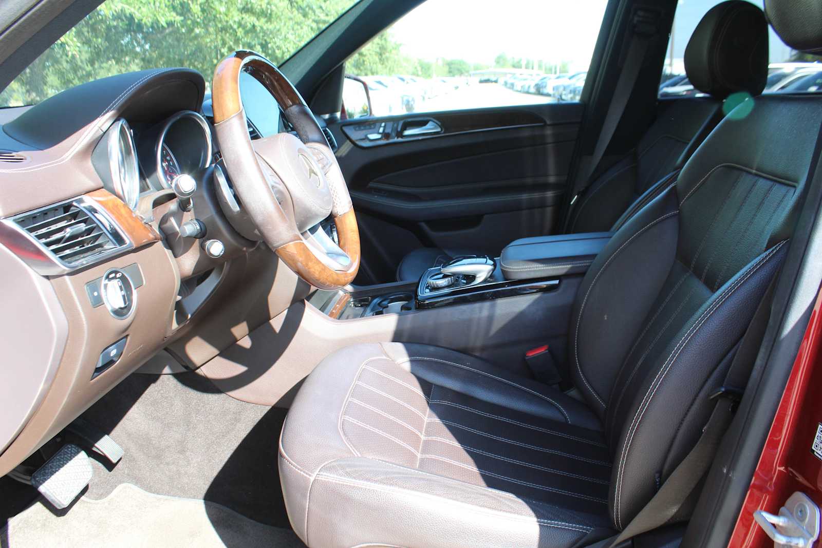 Used 2017 designo Cardinal Red Metallic Mercedes-Benz GLS 450 image 10