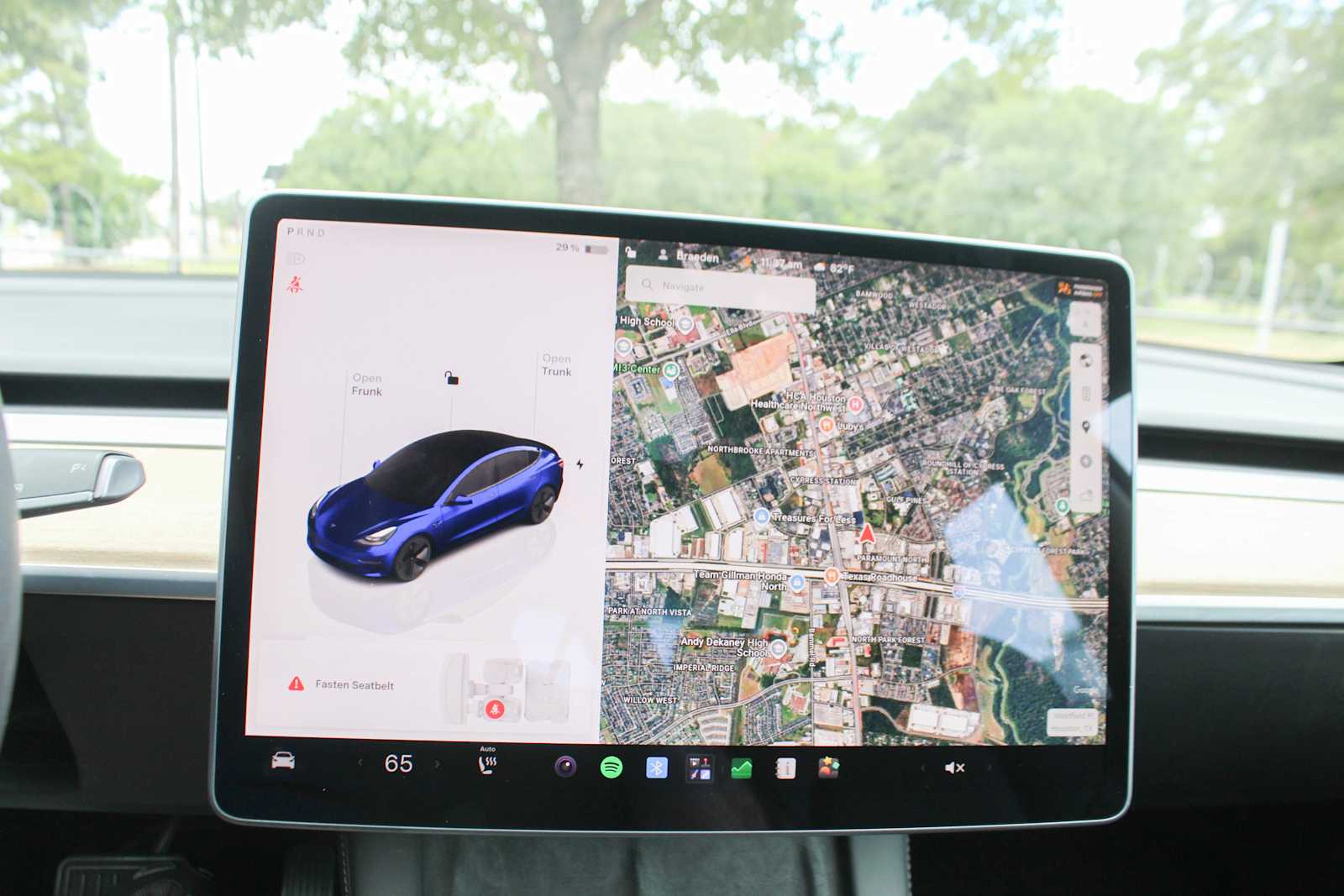 Used 2022  Tesla Long Range image 15